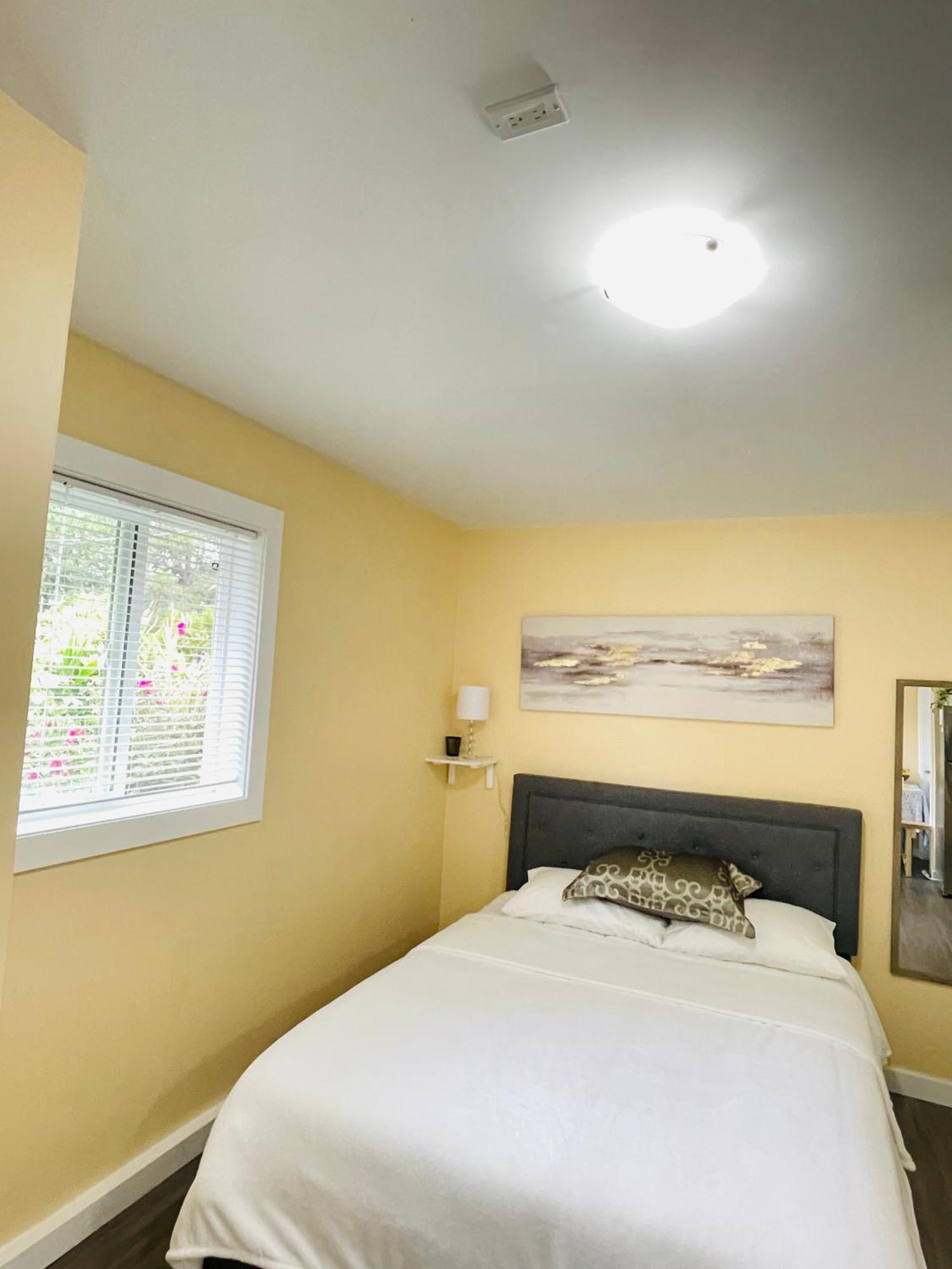 Garden Home In Victoria -Beautiful Home In Βικτώρια Εξωτερικό φωτογραφία